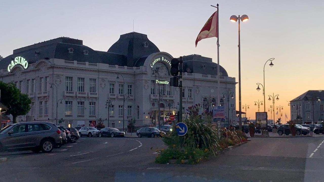 La Digue 45 Rue Des Lais De Mer Benerville-sur-Mer Exterior photo