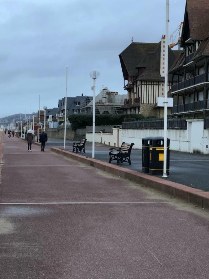 La Digue 45 Rue Des Lais De Mer Benerville-sur-Mer Exterior photo